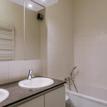 Huswell - Spacious Near The In Apartment De Haan